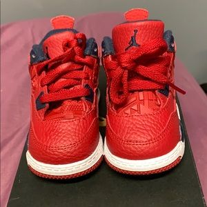 Fiba Jordan 4 , 9/10 condition